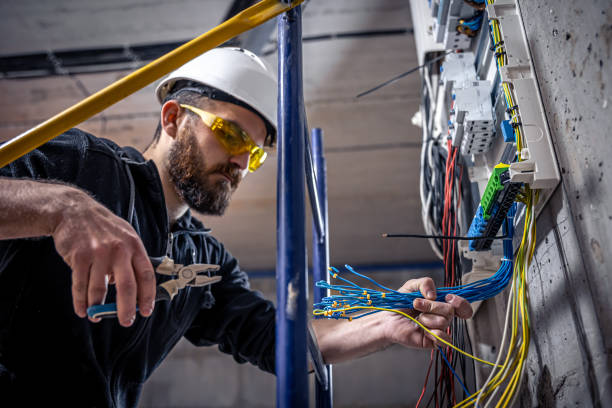 Best Local Electrician Companies  in Bay Park, NY