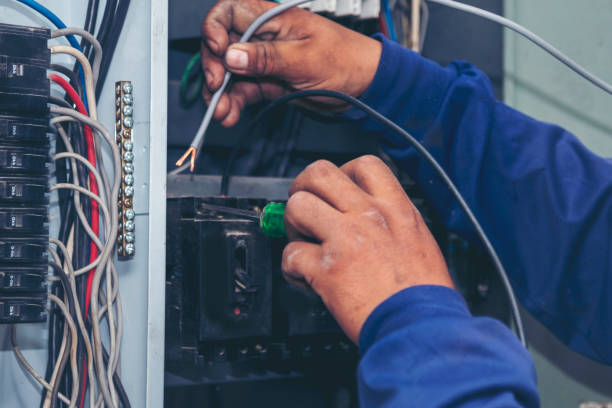 Best Affordable Emergency Electrician  in Bay Park, NY